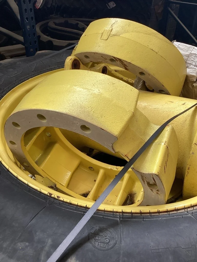 Used 27.75" Extension JD FWD with spacer (12-16.732-14.620) image 2