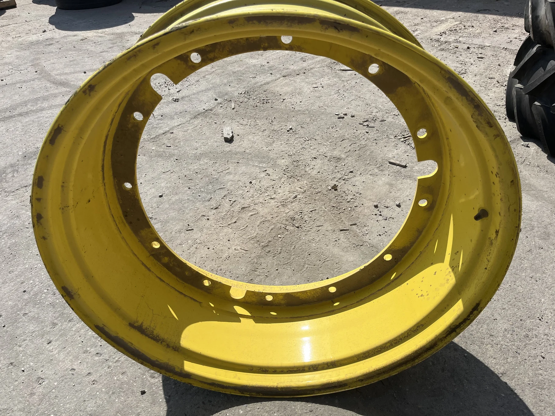 Take-Off 15 x 38 12-32.047-30.078 Rim & Rail Yellow Wheel