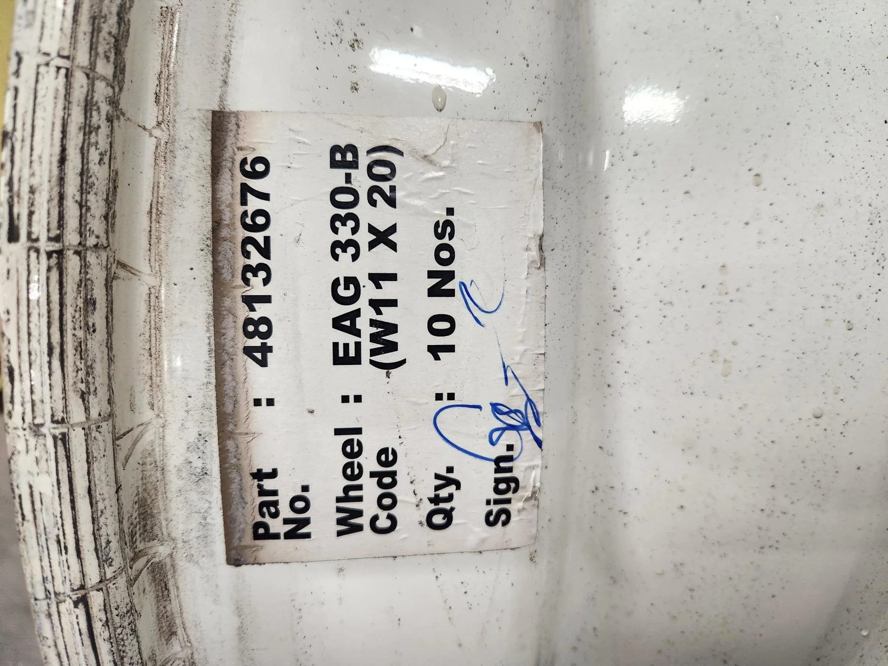 Take-Off 11 x 20 6-11.220-9.853 Straight Plate Implement Wheel NH White