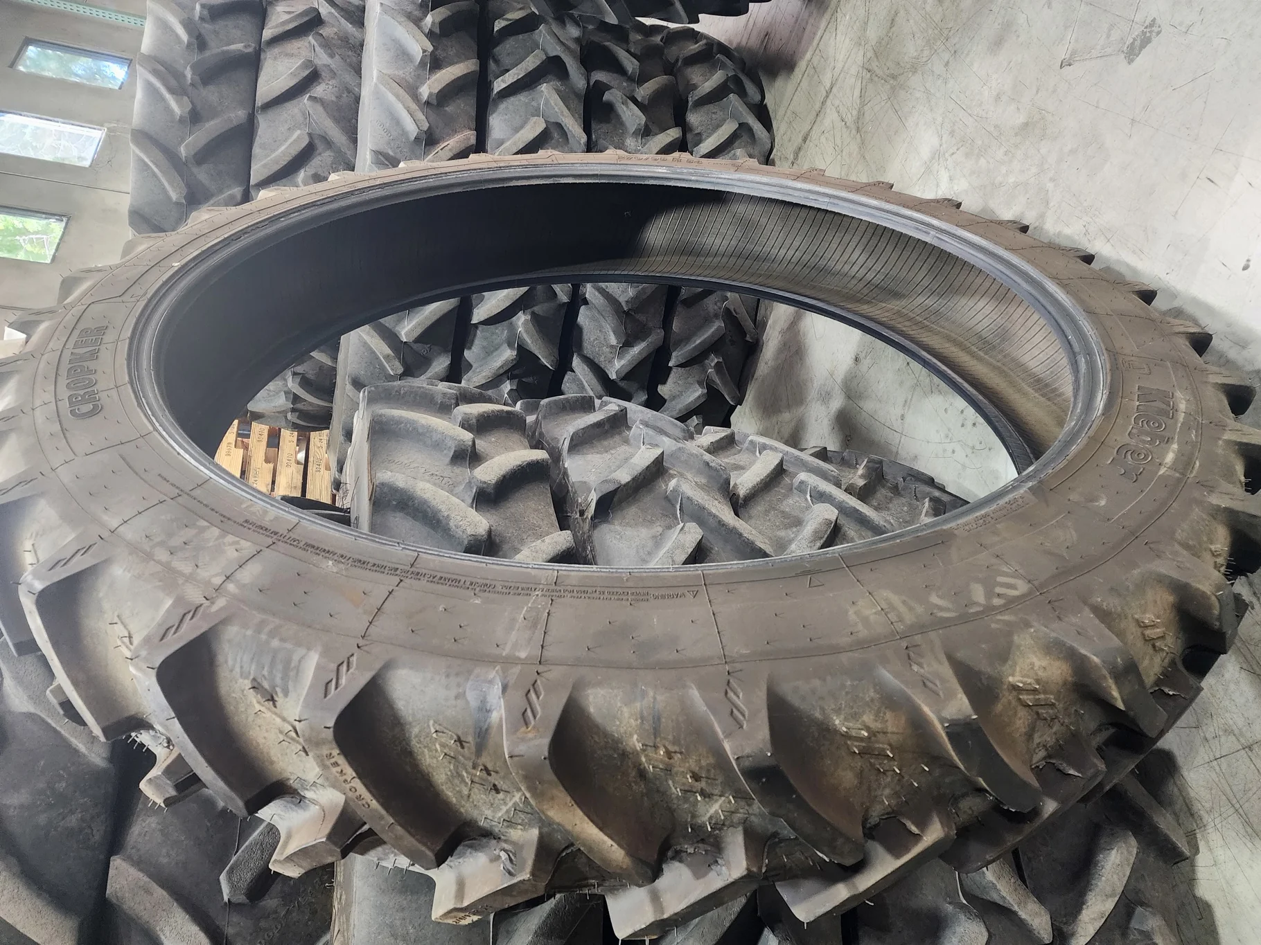 Take-Off 270/95R54 Kleber Cropker TL R-1W 95-100% image 3