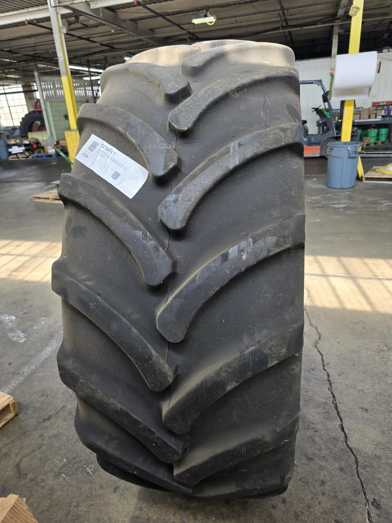 Used LSW 680/55R42 171D Goodyear Optitorque TL R-1 90-95% image 3