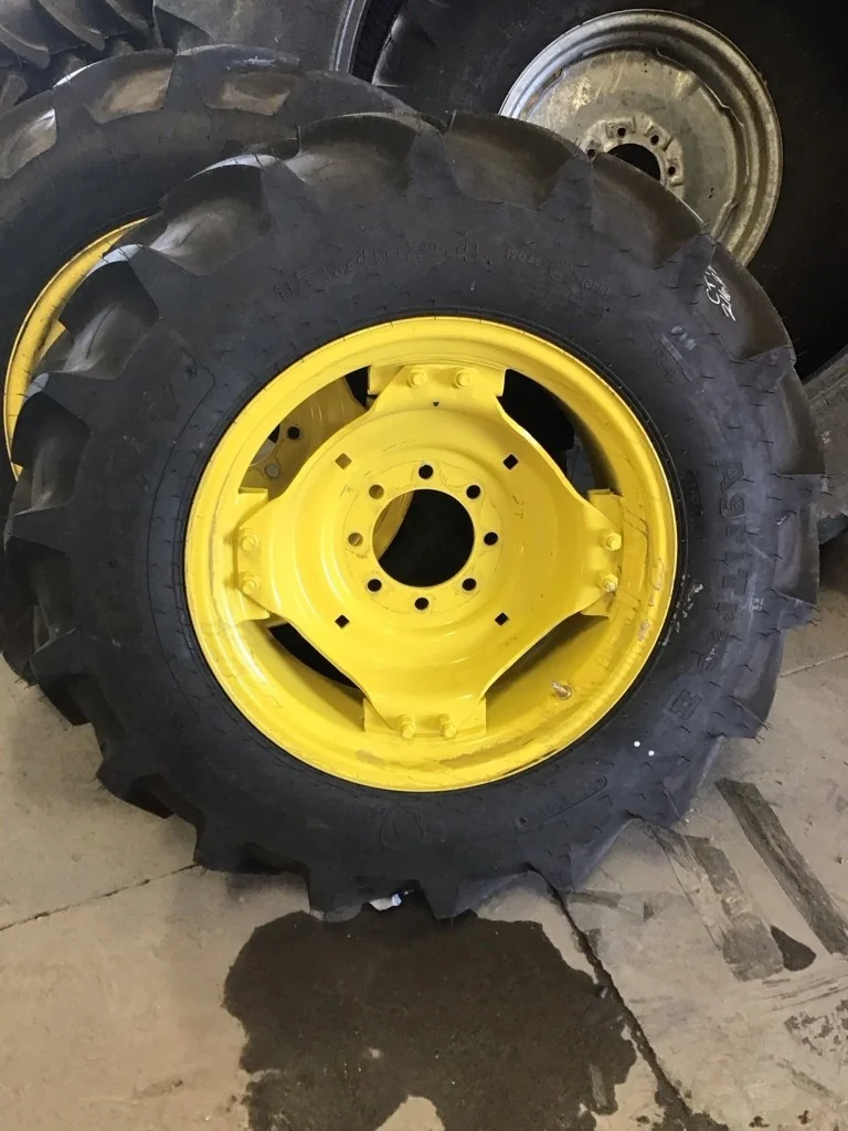 Take-Off 12.4-24 120A6 Galaxy Agritrac 2 TL R-1 95-100% On 10 x 24 8-8-6 4/2 Clamp/Disc
