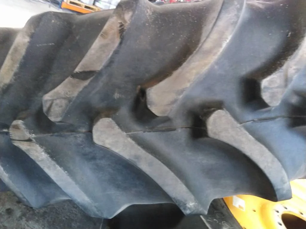 Used 620/70R42 160A8 Firestone RAT DT TL R-1W 80-85% On 18 x 42 12-30.375-28.440 R&R Yellow Wheel image 4