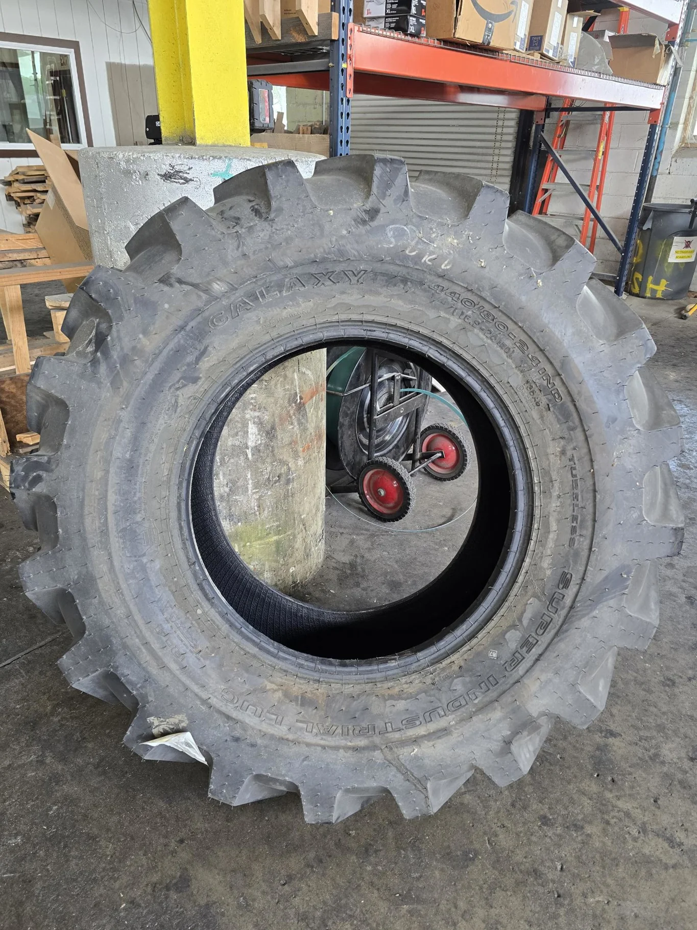 Take-Off 440/80R24 138A8 Galaxy Super Industrial Lug TL R-4 95-100%
