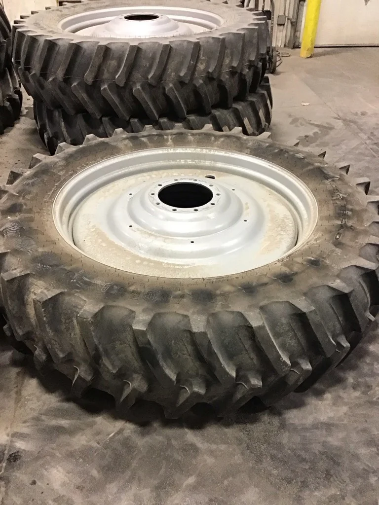 Used 480/80R50 159B Firestone Deep Tread 23 TL R-1W 80-85% On 15 x 50 (10-13.19-11.07) Dual Wheel image 3