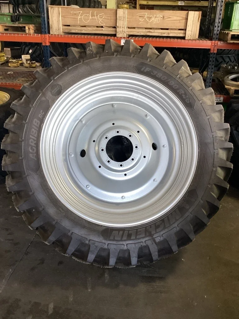 Take-Off IF380/90R46 165A8 Michelin Agribib RC TL R-1W 95-100% On 12 X 46 8-10.82-8.78 Rim & Rail