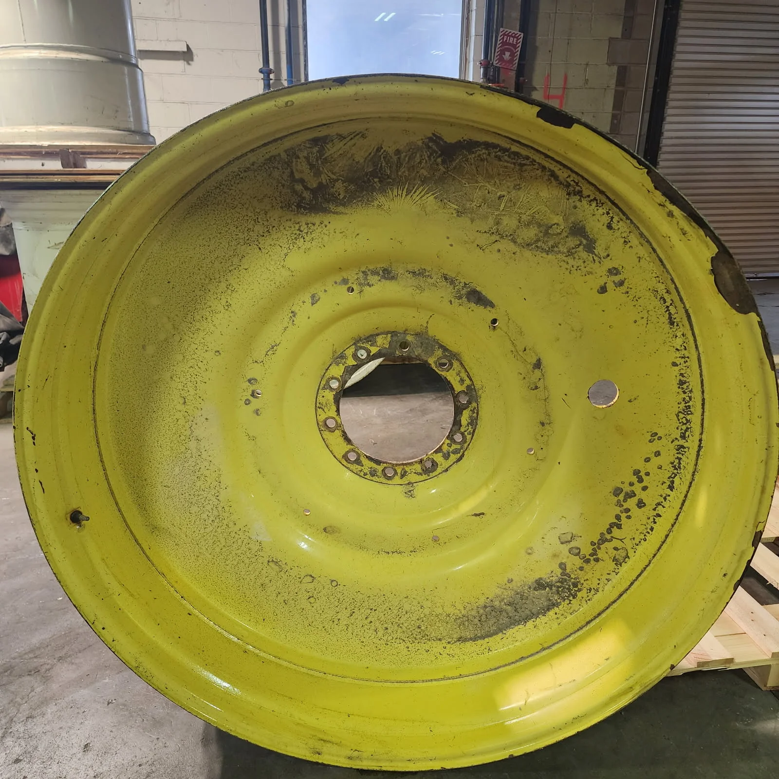 Used 12 x 54 10-13.19-11.07 Dual Yellow Wheel