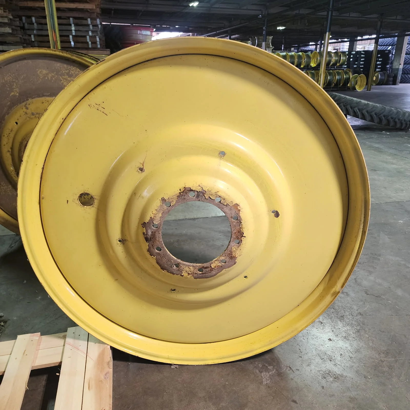 Used 12 x 54 10-13.19-11.07 Dual Yellow Wheel image 2