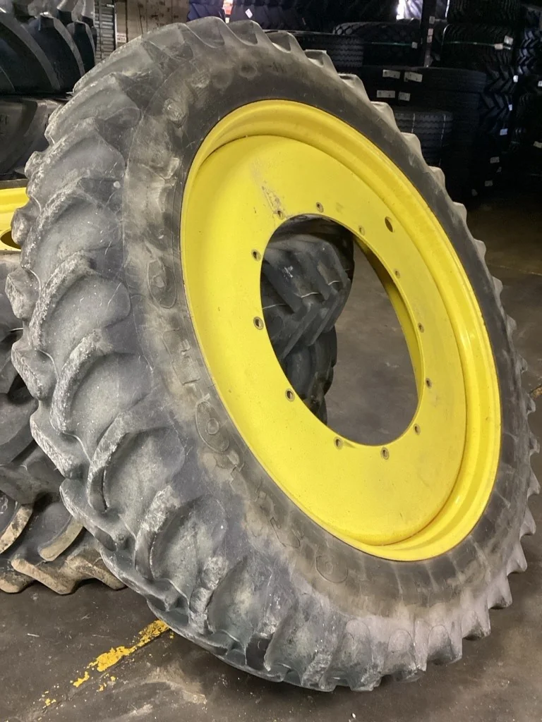 Used 380/90R54 152A8 Firestone Radial 9000 TL R-1W 55-60% On 12 X 54 12-32.047-30.078 R&R Wheel image 2