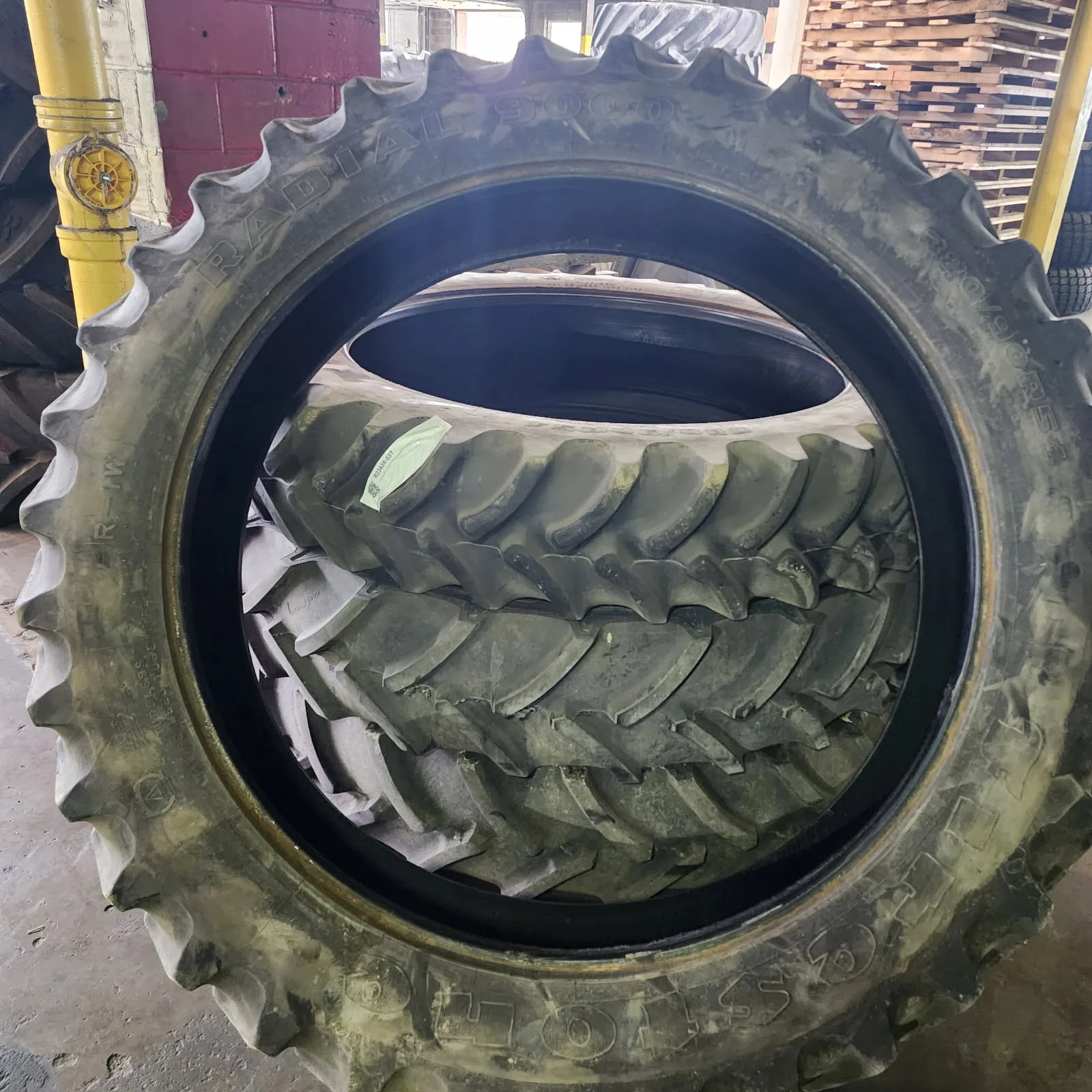 Used 380/90R54 152A8 Firestone Radial 9000 TL R-1W 55-60%