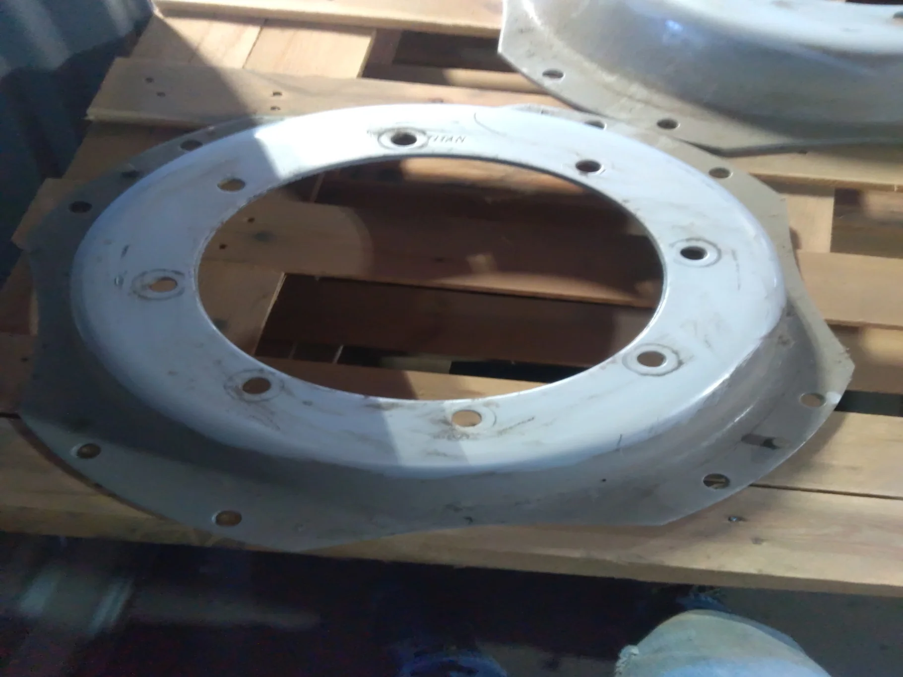 Take-Off 28" Disc 8-12.992-11.446 Waffle 2 Bolt Case Silver