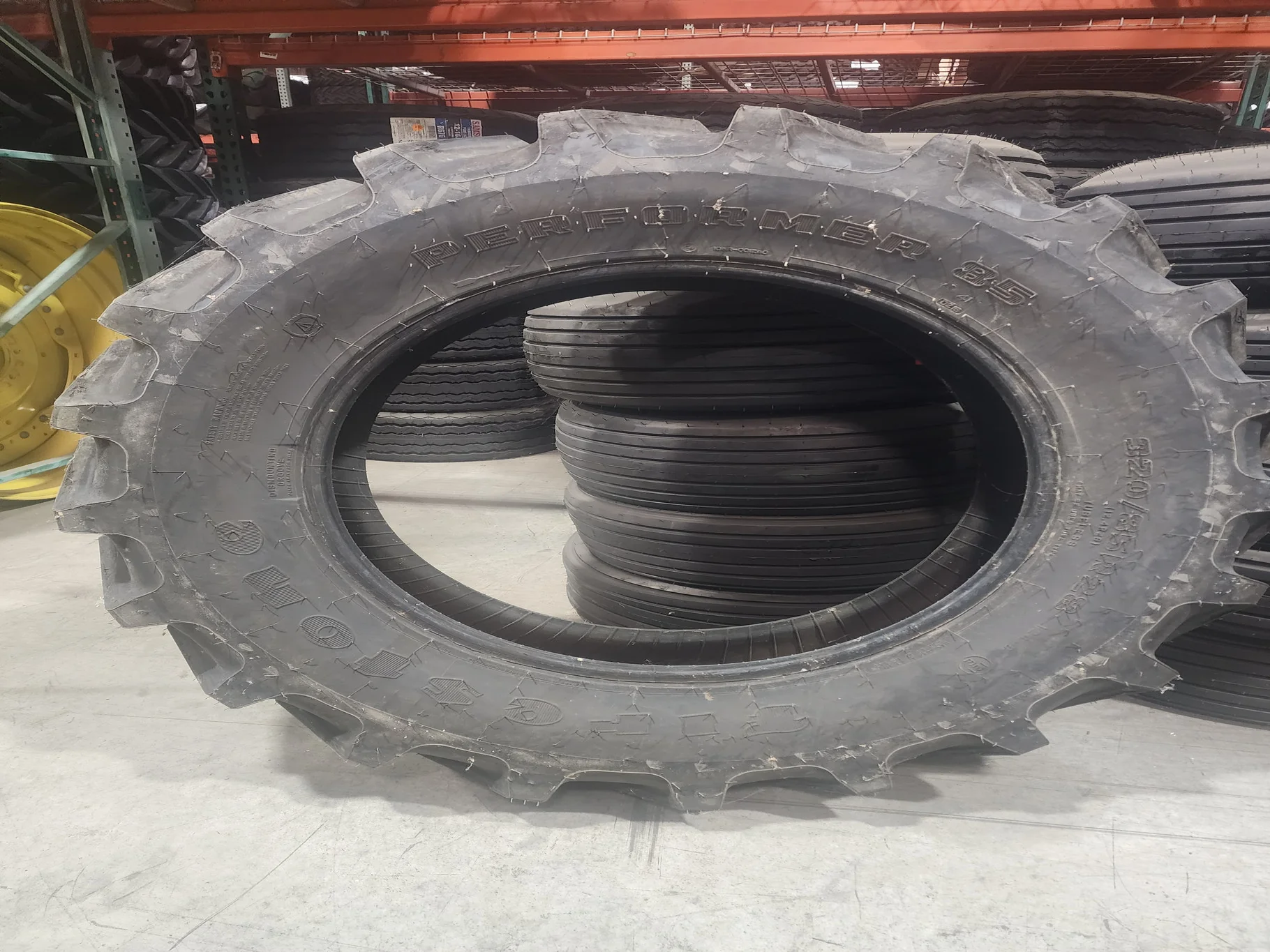 Take-Off 320/85R28 124D Firestone Performer 85 TL R-1W 95-100%
