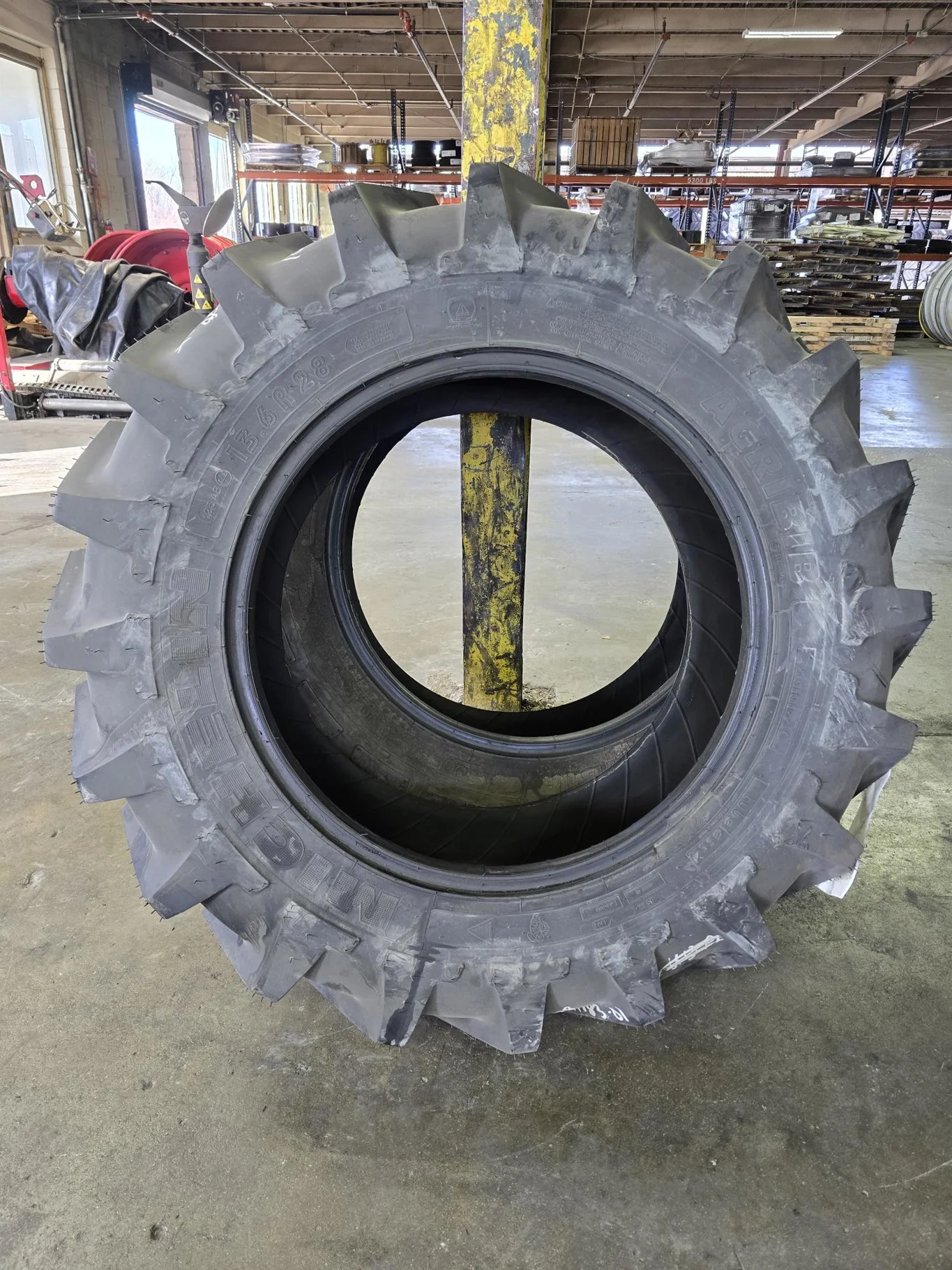 Take-Off 13.6R28 123A8 Michelin Agribib TL R-1W 95-100%