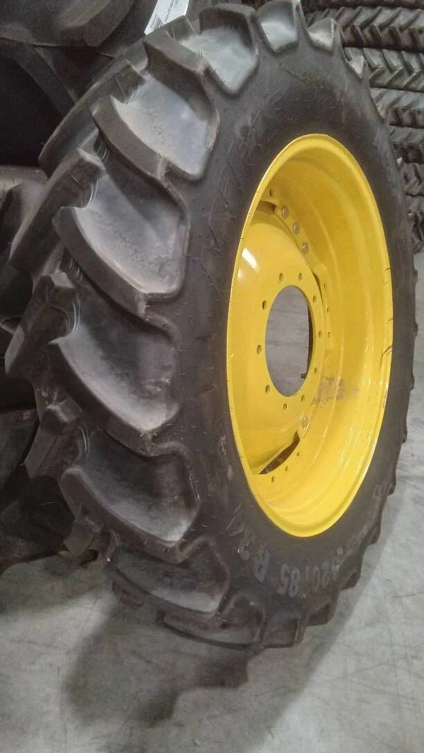Take-Off 320/85R34 133B Mitas AC85 TL R-1W 95-100% On 10 x 34 10-13.19-11.07 Waffle 3 Bolt/Disc image 2