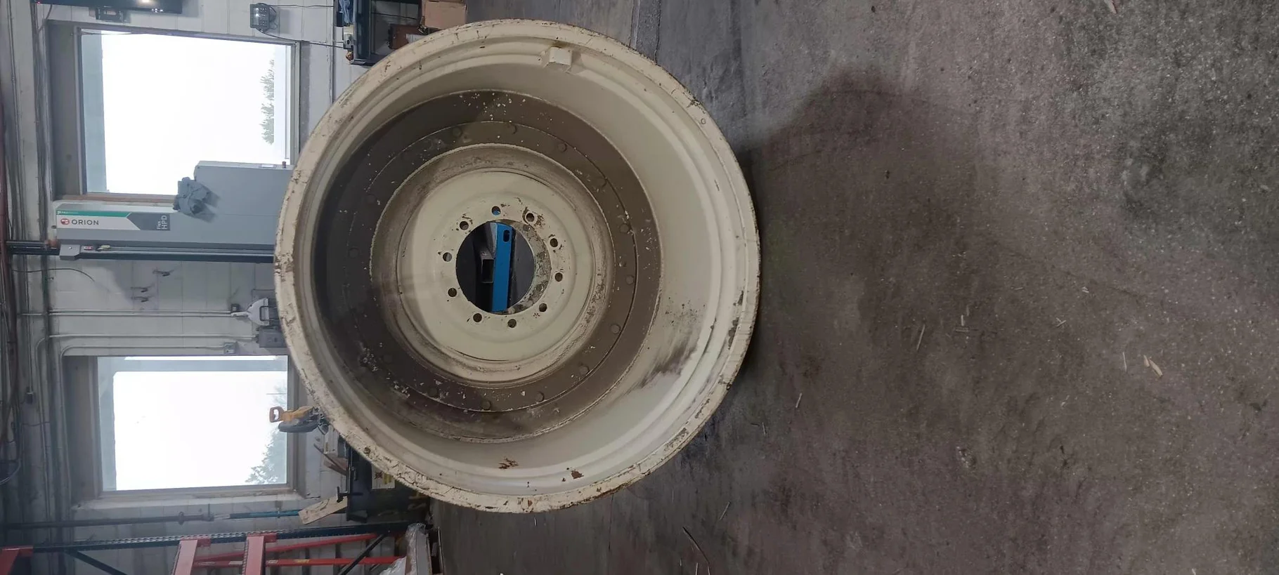 Used 44 X 46 10-13.19-11.07 Double Hub NH White Wheel w /Disc image 4
