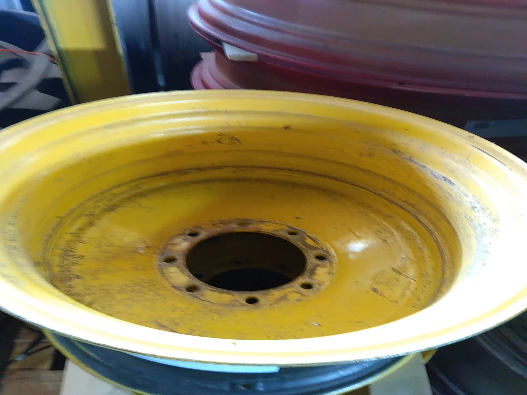 Used 18 X 28 8-10.82.8.78 JD Combine Wheel
