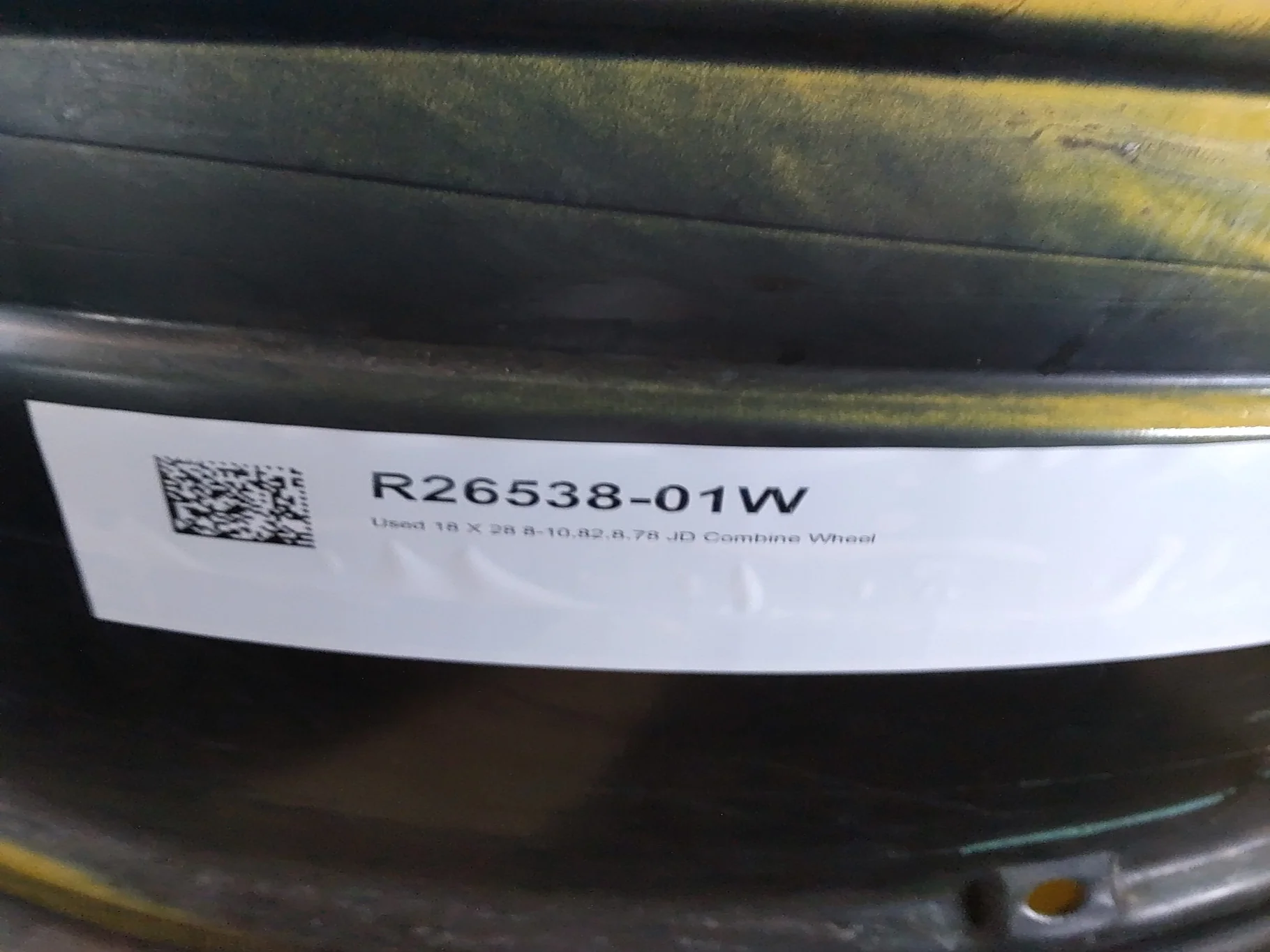 Used 18 X 28 8-10.82.8.78 JD Combine Wheel image 5