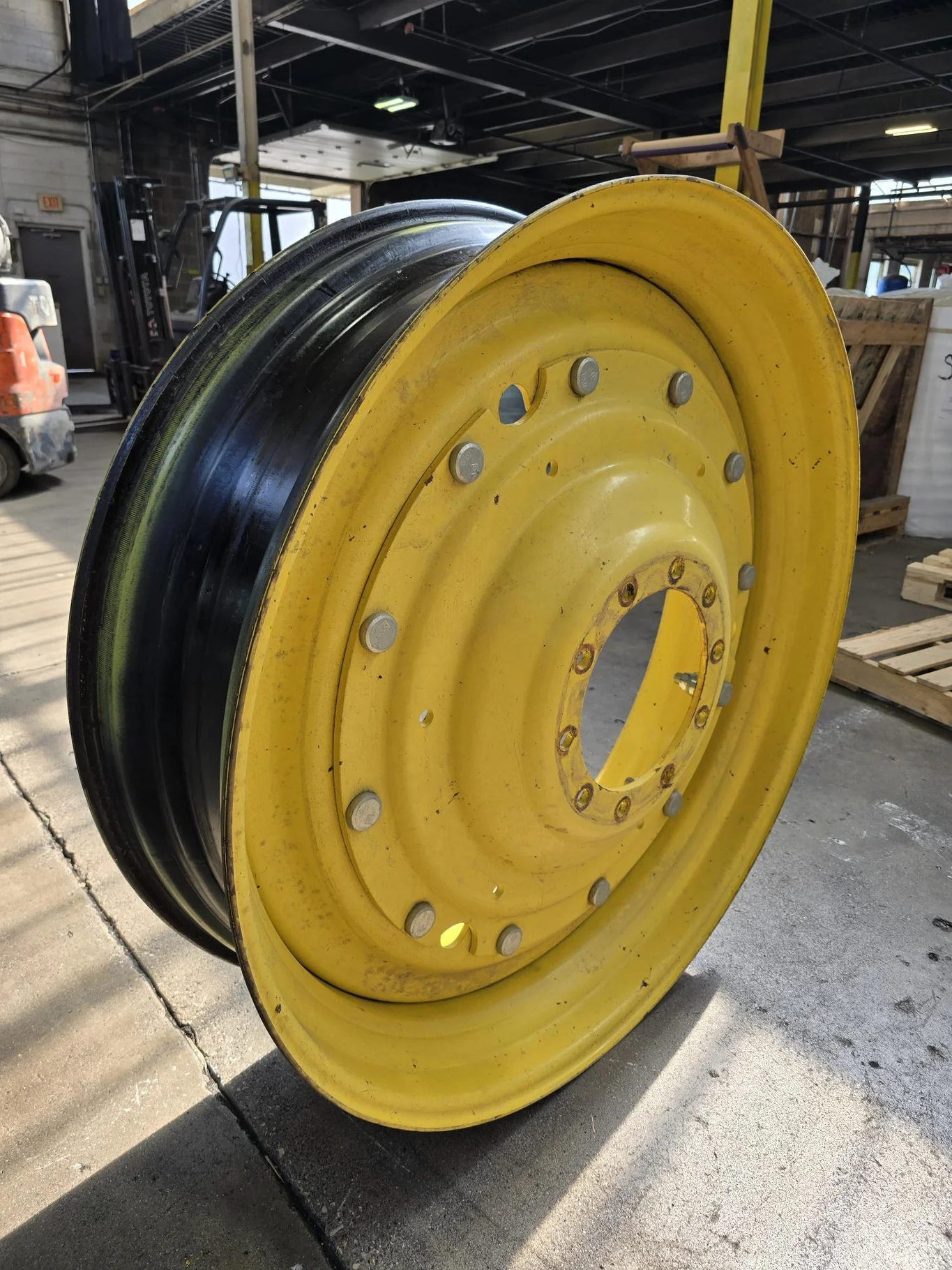 Used 13 x 46 10-13.189-11.055 Rim & Rail JD Ag Yellow Wheel w/ Disc image 2
