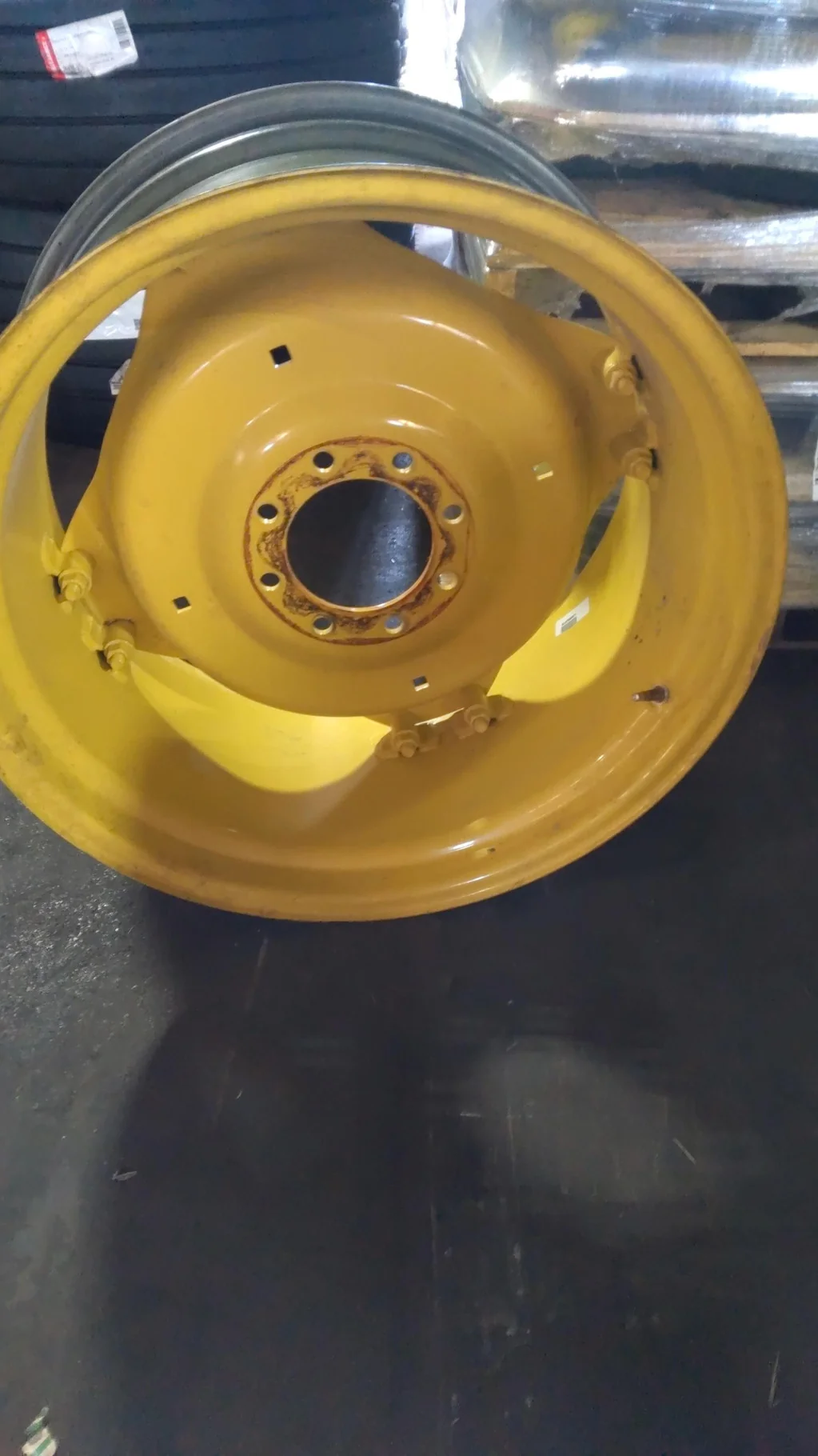 Take-Off 15 x 28 8-8-6 4/2 Clamp Wheel w/ Disc Yellow image 3