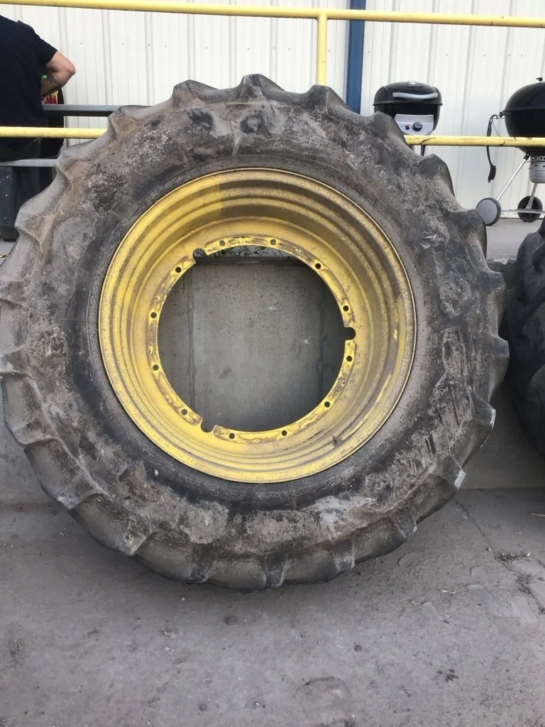 Used 620/70R42 160B Firestone RAT DT TL R-1W 50-55% On 20 x 42 (12-32.047-30.078) R&R Wheel image 3