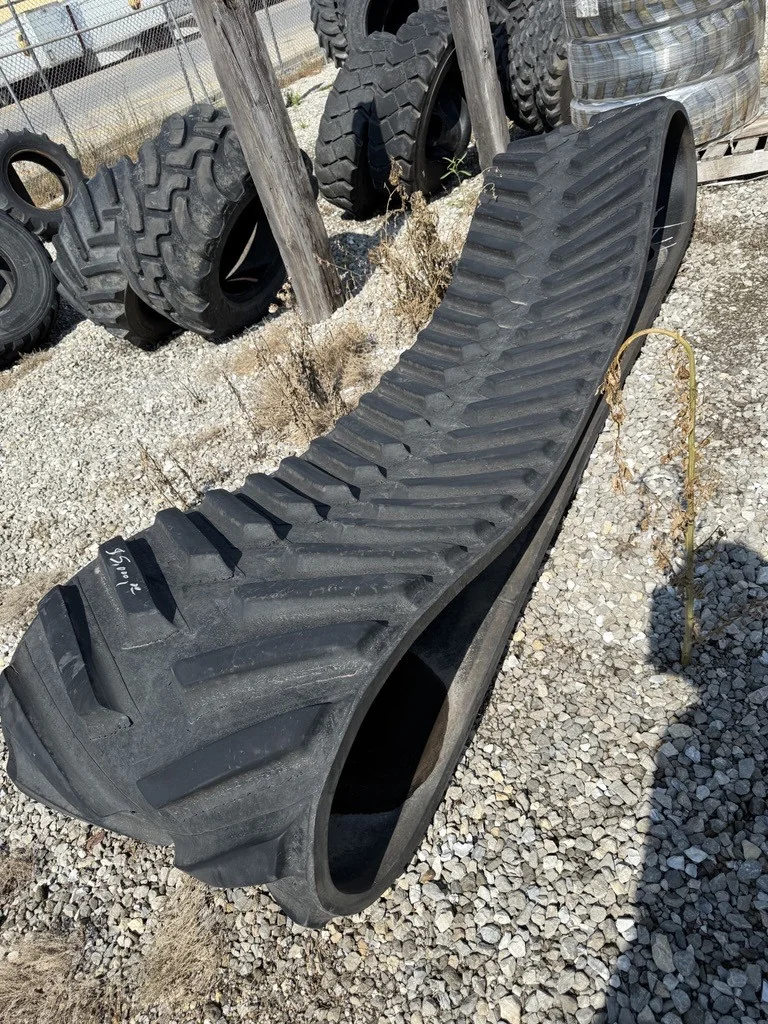 Used 70% 30" Camoplast 9RX Tracks image 2