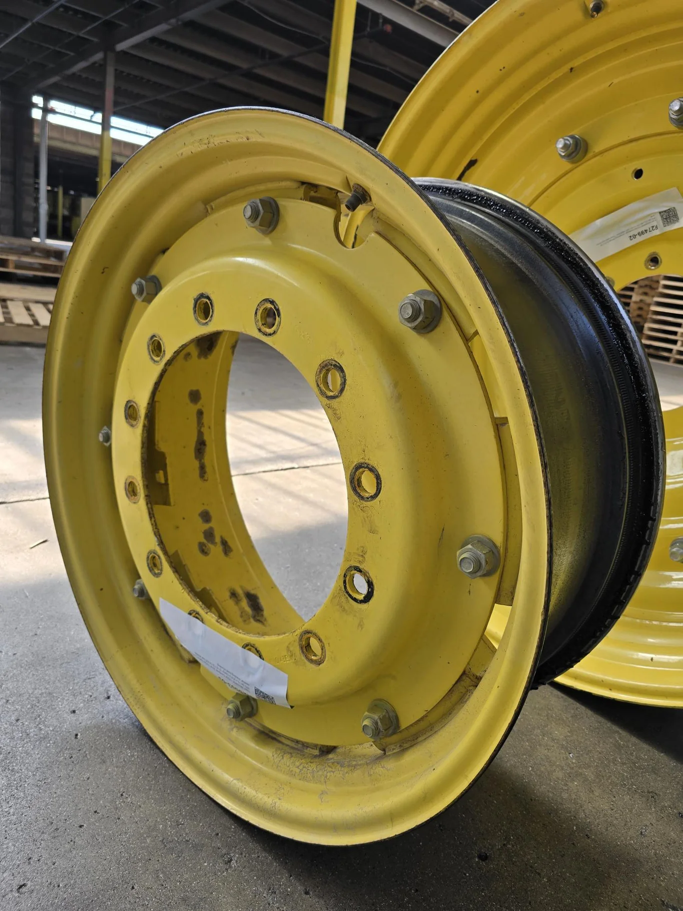 Used 13 x 30 12-16.732-14.620 8 U Clamp JD Yellow Wheel w/ Disc image 2