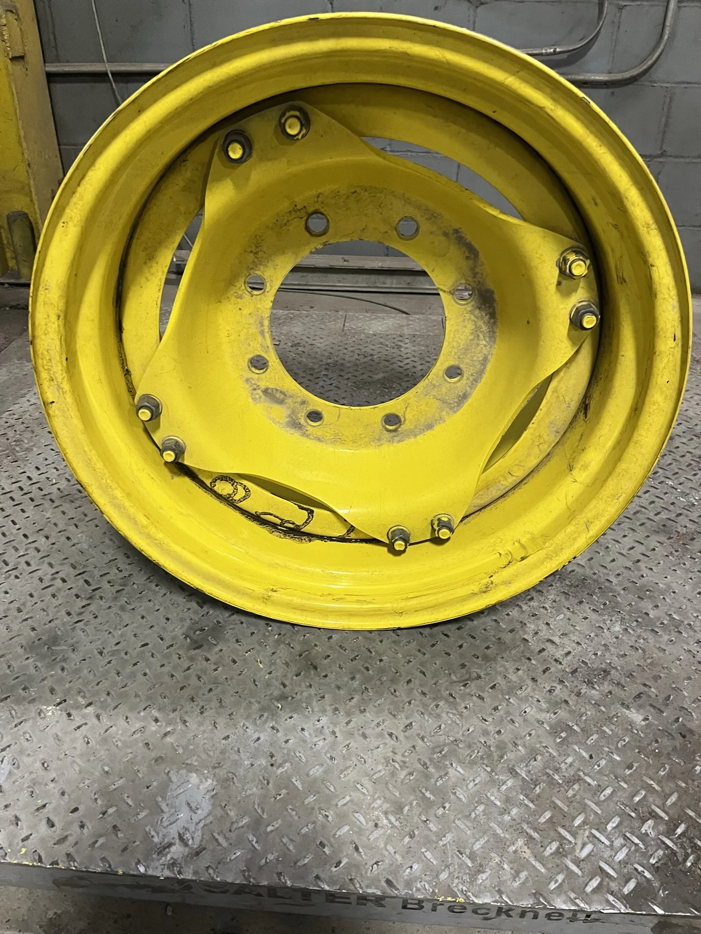 Take-Off 12 x 24 (8-10.82-8.78) 4/2 Clamp Yellow Wheel w/ Disc