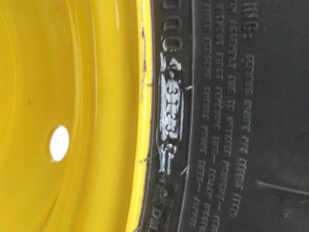 Take-Off 800/70R38 173D Firestone MaxiTraction TL R-1W 95-100% On 27 x 38 (20-13.19-11.07) Combine image 3
