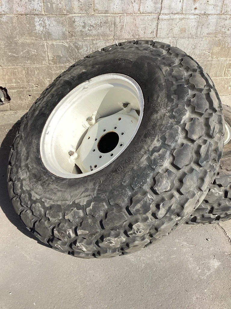 Used 16.9-24/6 Firestone ANS Tractor TL R3 65-70% On 14 X 24 8-8-6 6 Clamp NH White Wheel w/Disc image 2