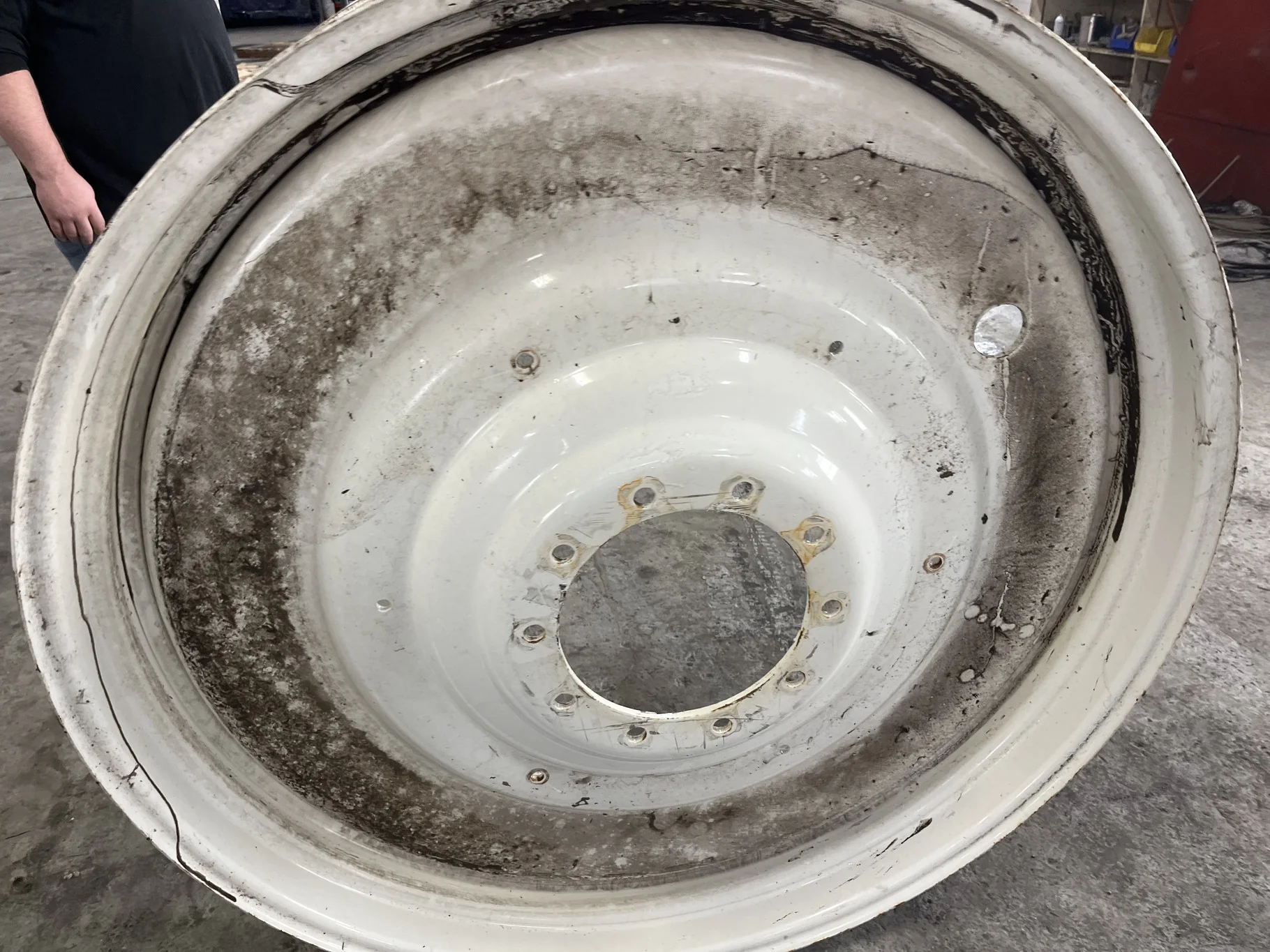 Take-Off 15 X 50 10-13.19-11.07 Dual White Wheel