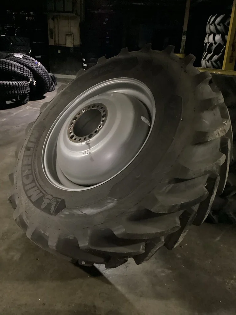 Take-Off VF580/85R42CFO+ 183A8 Michelin CereXbib 2 TL R-1W 95-100% On 20 x 42 (20-13.19-11.07) DD image 2