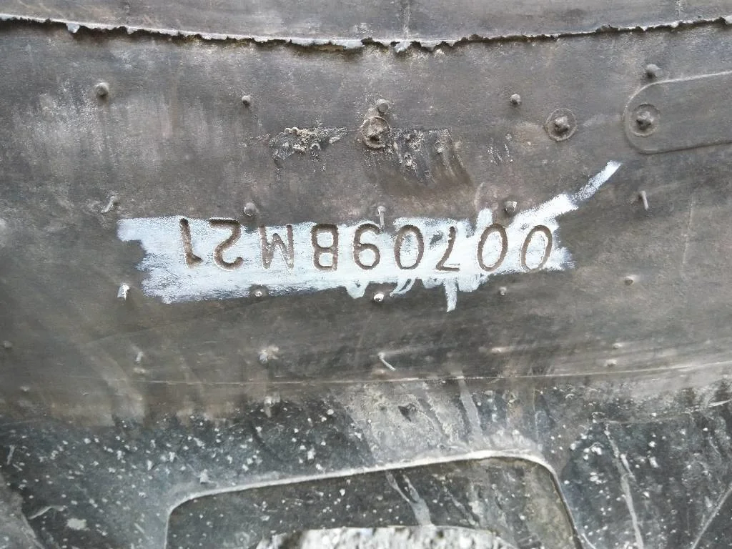 Used LSW 1250/35R46 195D Goodyear Optitrac TL R-1W 90-95% On 44 x 46 (10-13.19-11.07) Dual Wheel image 2