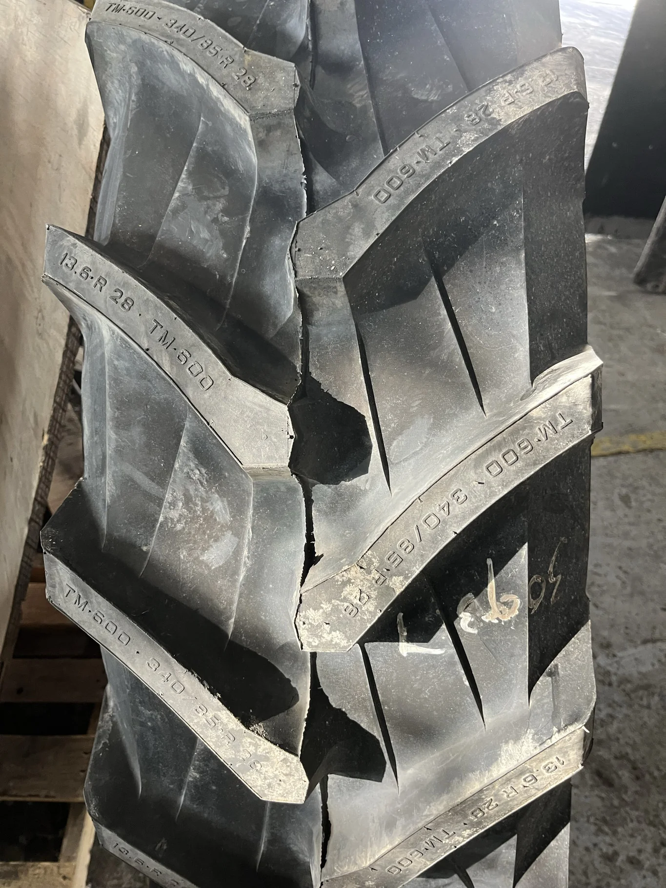 Take-Off 340/85R28 127A8 Trelleborg TM600 TL R-1W 95-100% image 2