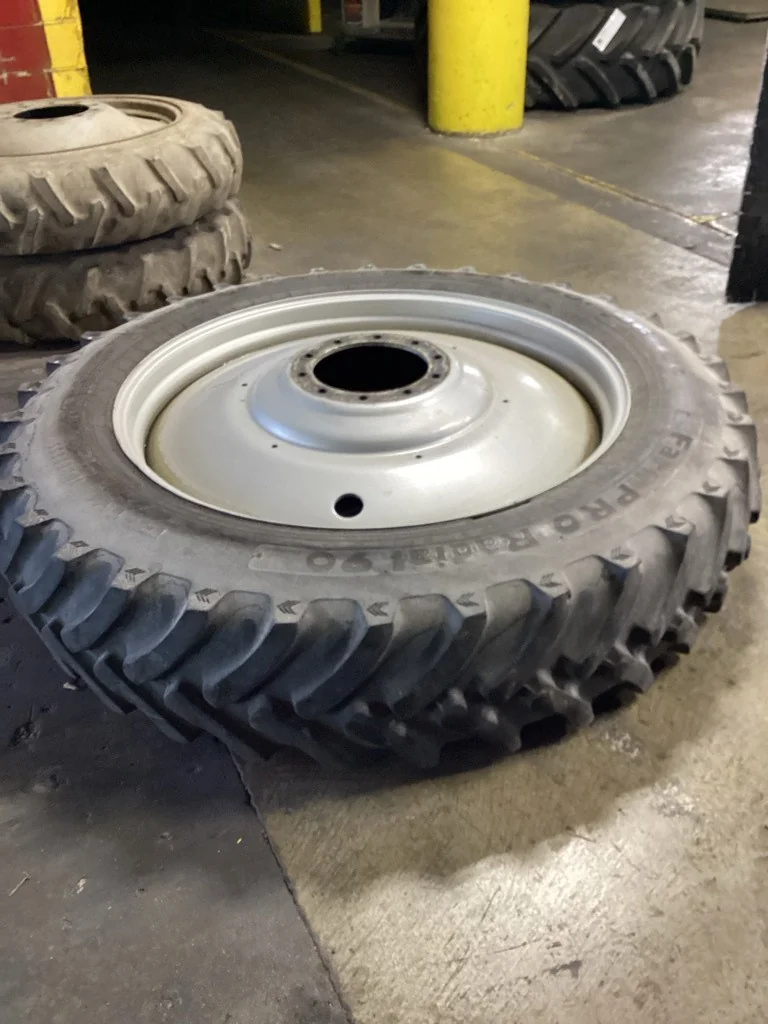 Used 380/90R46 163A8 Alliance Farm Pro Radial 90 TL R-1W 70-75% On 13 x 46 10-13.19-11.07 Dual Wheel image 5