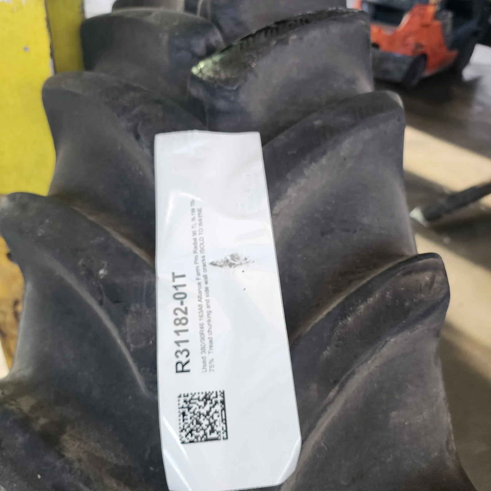 Used 380/90R46 163A8 Alliance Farm Pro Radial 90 TL R-1W 70-75% image 2