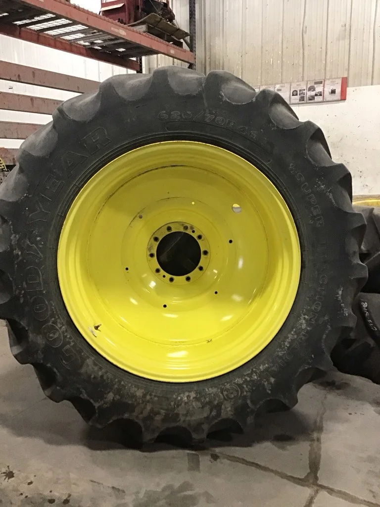 Used 620/70R46 167A8 Goodyear Super Traction Radial DT820 TL R-1W 75-80% On 20 x 46 (10-13.19-11.07) image 2
