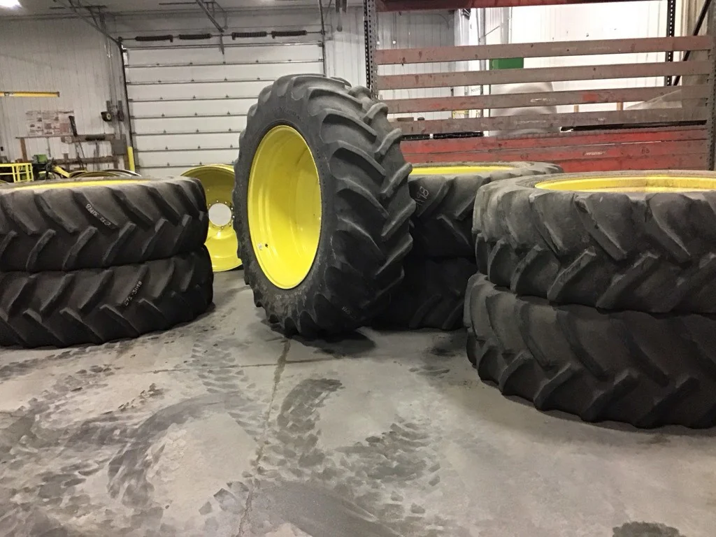 Used 620/70R46 167A8 Goodyear Super Traction Radial DT820 TL R-1W 75-80% On 20 x 46 (10-13.19-11.07) image 3