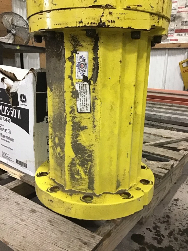 Used 20" Extension JD Hub (10-13.19-11.07)