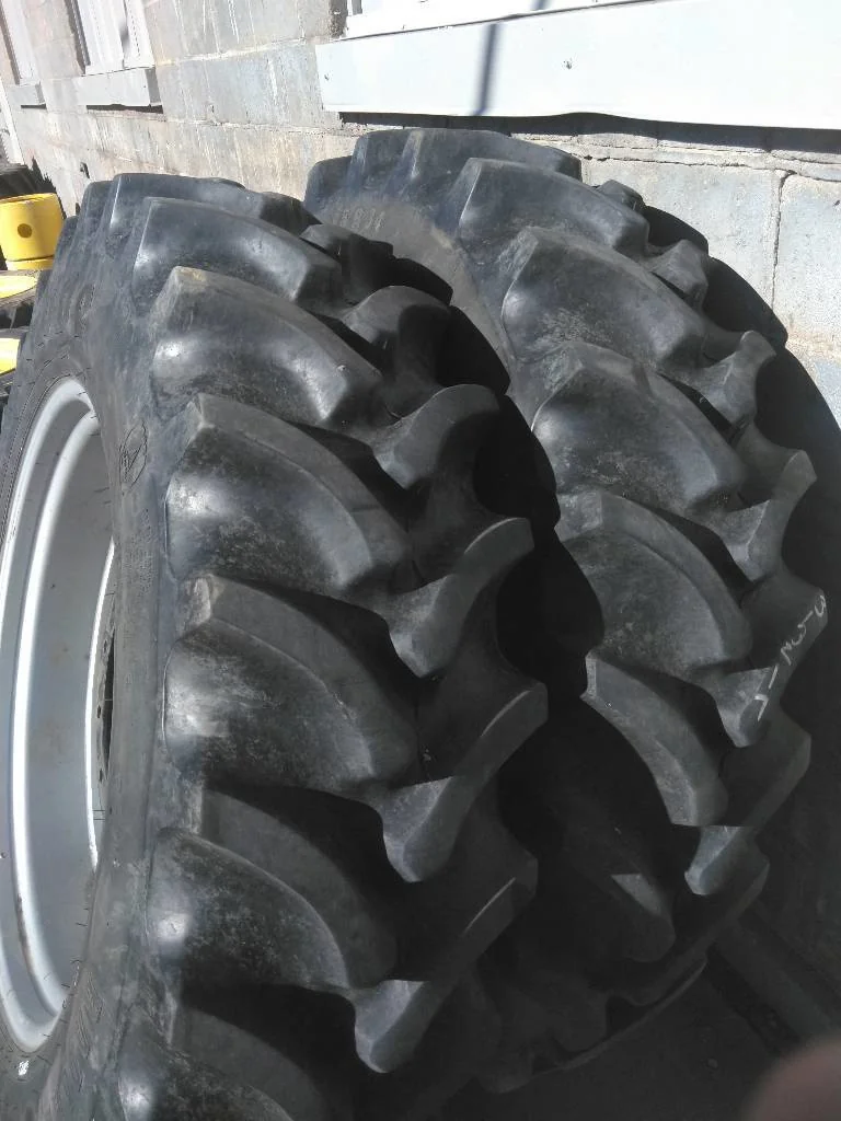 Take-Off 380/85R34 137A8 FS RAT DT TL R-1W 95-100% 13 x 34 12-16.732-14.62 Waffle Silver Wheel /Disc image 3