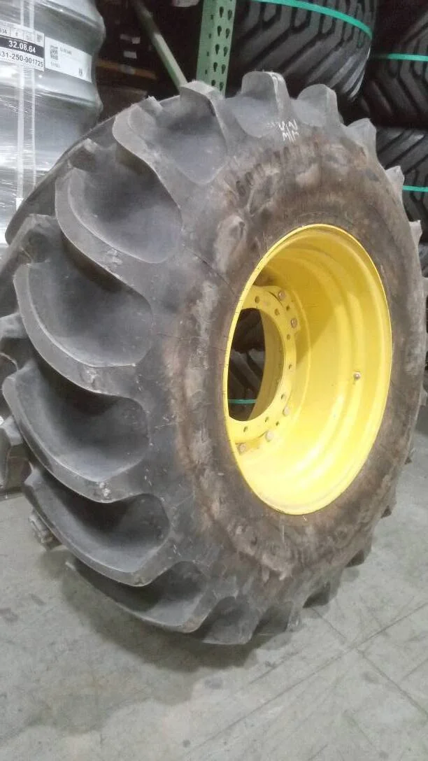 Take-Off 600/70R30 152B Firestone RAT DT TL R-1W 95-100% On 20 x 30 12-16.732-14.620 Waffle w/ Disc image 2
