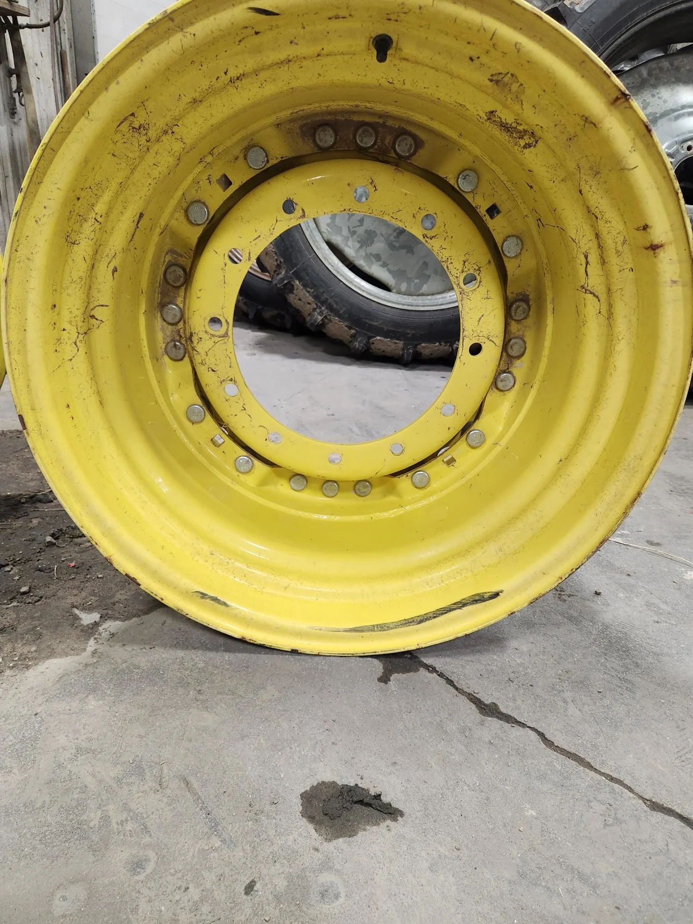 Take-Off 20 x 30 12-16.732-14.620 Waffle 3 Bolt Yellow Wheel w/ Disc image 2
