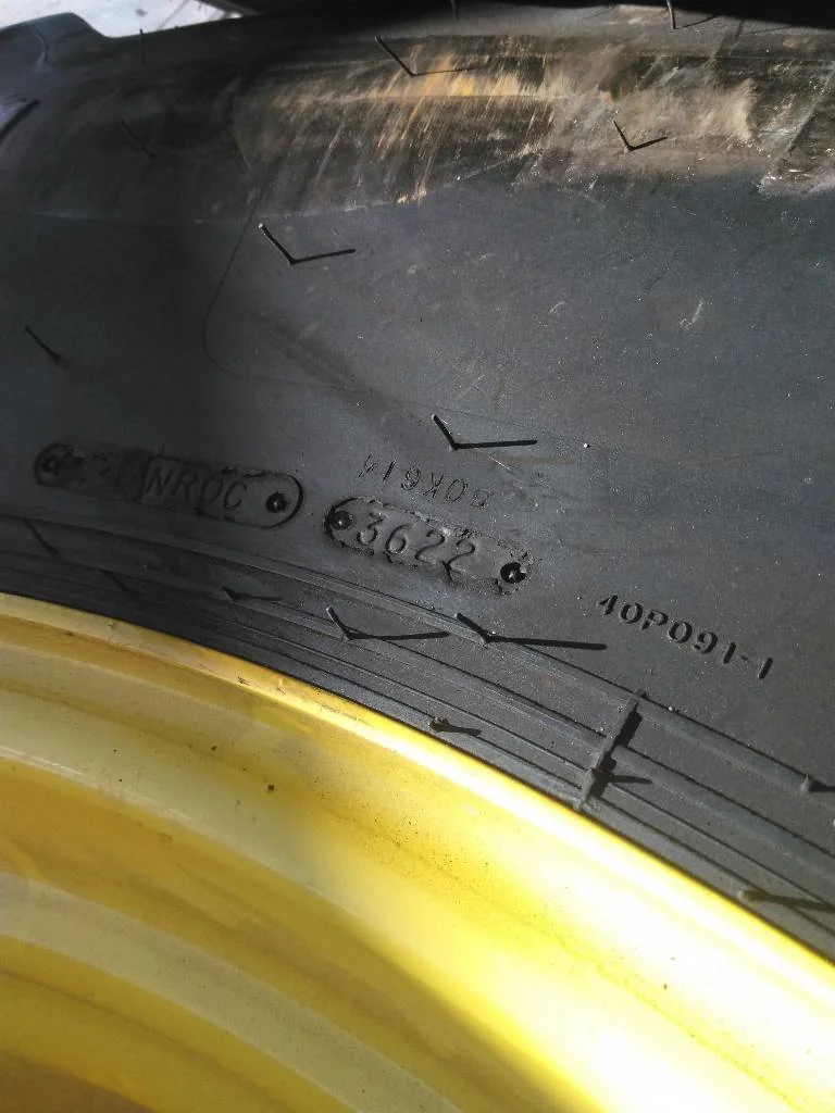 Used 710/70R42 173D Goodyear Optitrac TL R-1W 95-100% On 23 x 42 (10-13.19-11.07) Dual wheel image 4
