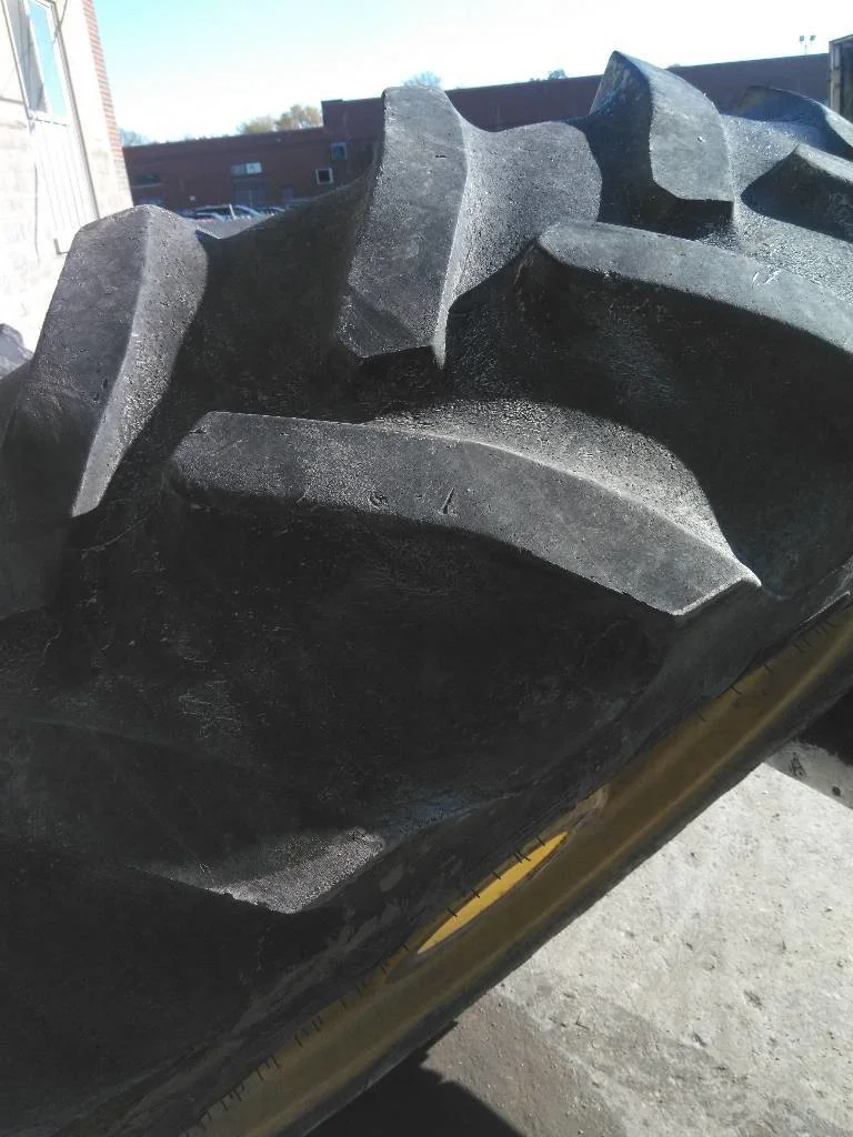 Used 480/80R50 159A8 Goodyear Super Traction Radial DT800 TL R-1W 45-50% On 15 x 50 (10-13.19-11.07) image 4