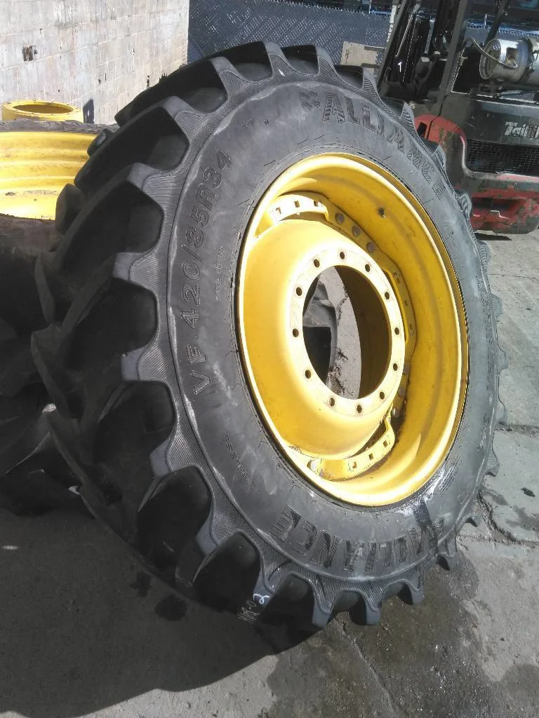 Used VF420/85R34 159D Alliance Agrifle 354 TL R-1W 70-75% On 15 x34 (12-16.732-14.620) Waffle 3 Bolt image 2