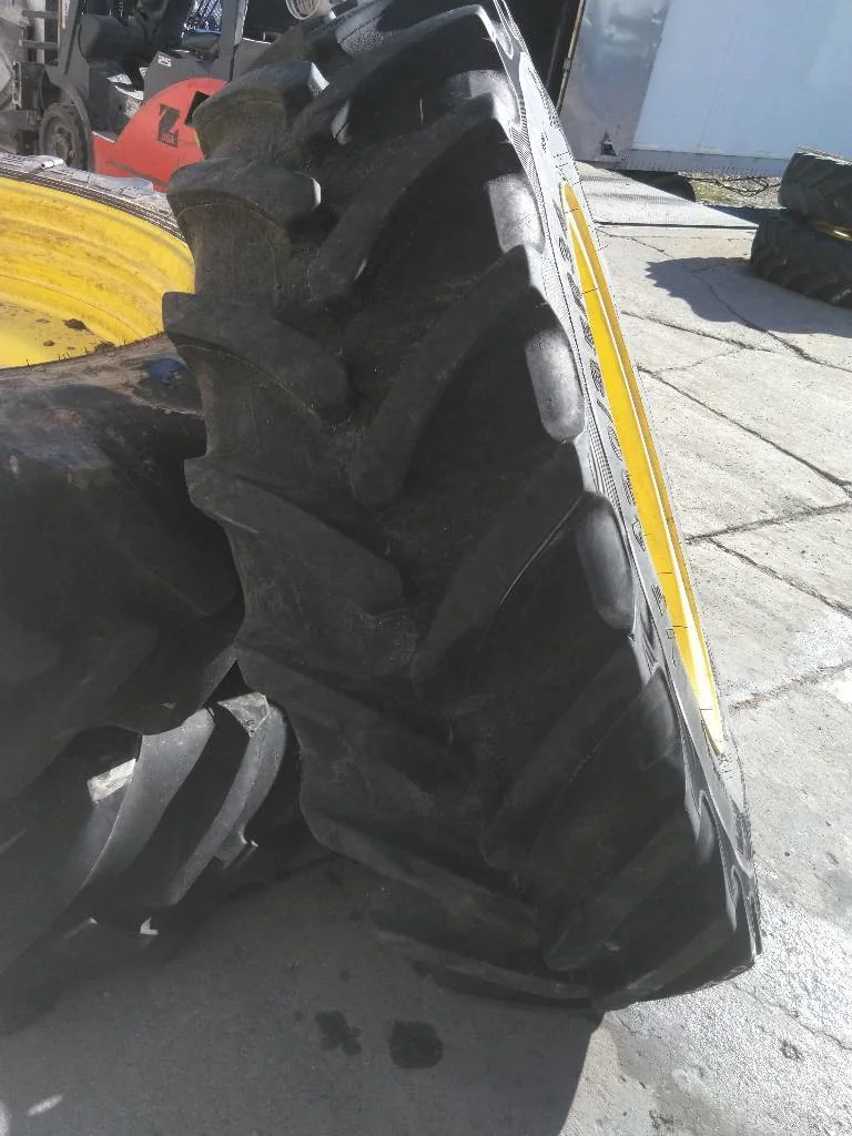 Used VF420/85R34 159D Alliance Agrifle 354 TL R-1W 70-75% On 15 x34 (12-16.732-14.620) Waffle 3 Bolt image 3