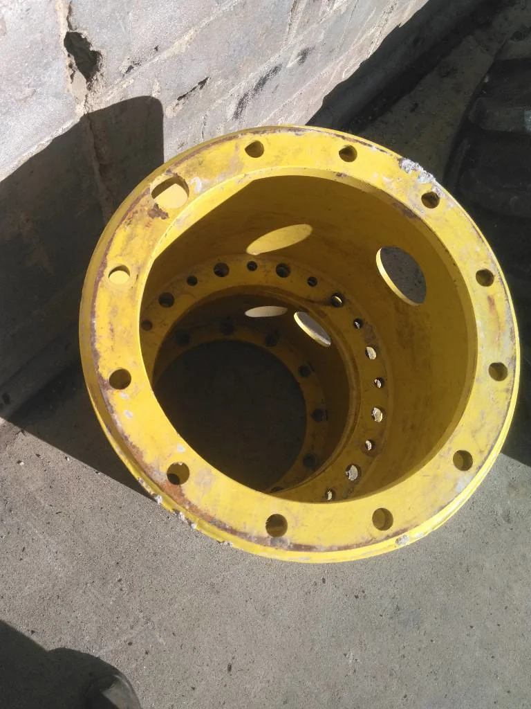Used 15.5 John Deere Extension (12-16.732-14.620) (no hardware) image 2