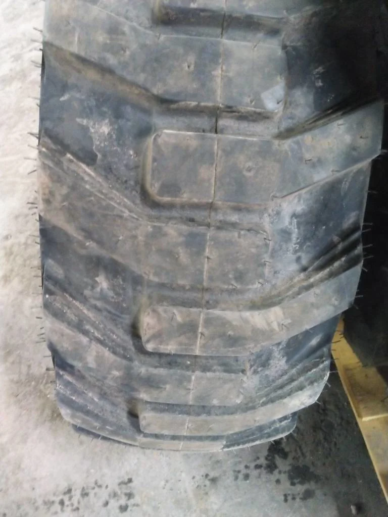Take-Off 12-16.5 130A2 Galaxy XD2010 TL R-4 95-100% On 9.75 x 16.5 (6-6-4.62) Implement Wheel image 3