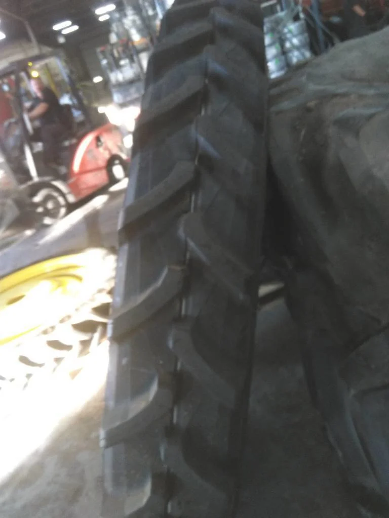 Take-Off 230/95R48 136A8 Trelleborg TM100 TL R-1 95-100% On 8 x 48 (8-8-6) R&R/Disc image 2