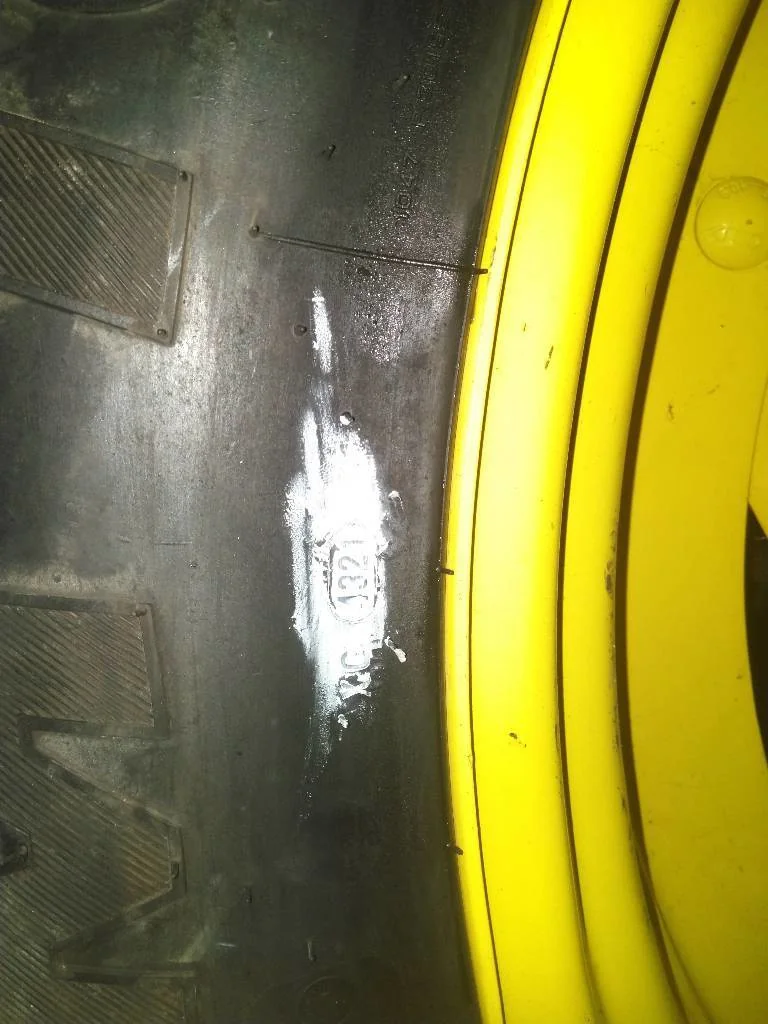 Take-Off 230/95R32 128A8 Trelleborg TM100 TL R-1 95-100% On 8 x 32 (8-10.82-8.78) 4/2 Rail/Disc image 3