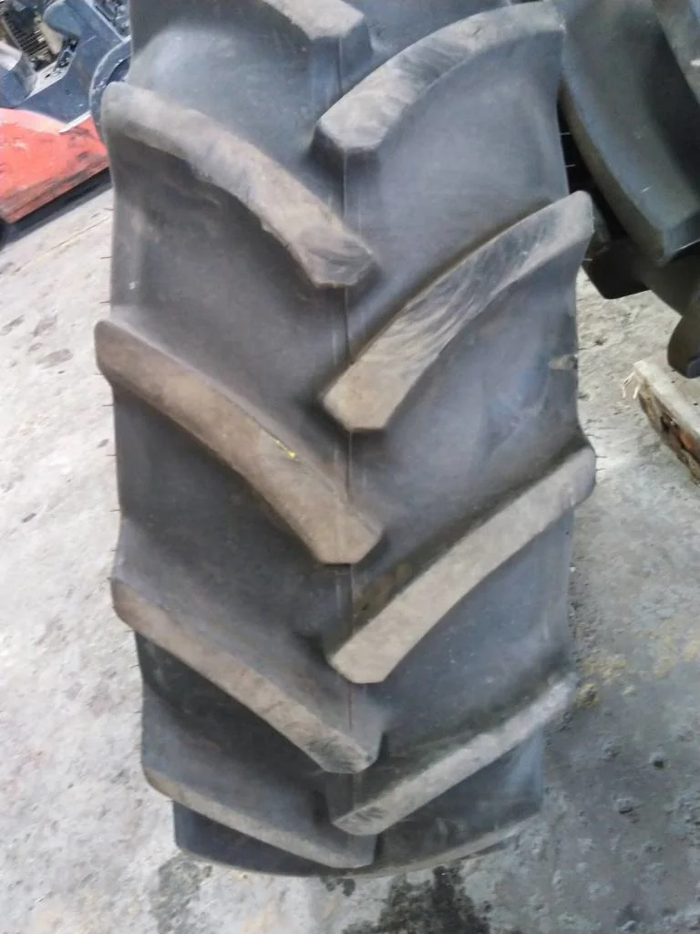 Used 380/85R24 131A8 Mitas AC85 TL R-1W 90-95% On 12 x 24 8-10.82-8.78 4/2 Rail Wheel w/Disc image 3